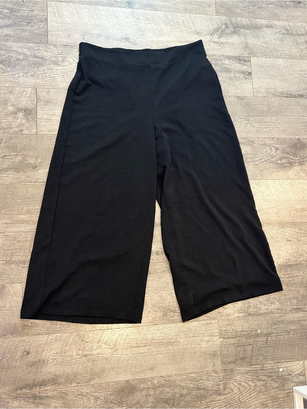 Adrianna Papell Black Wide-Leg Culotte Pants